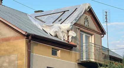 Nawałnica zniszczyła dach mojego rodzinnego domu w Kłyżu
