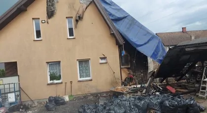 Pożar domu i stolarni w miejscowości Stary Bostów