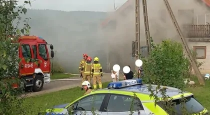 Pożar domu w Uszwi