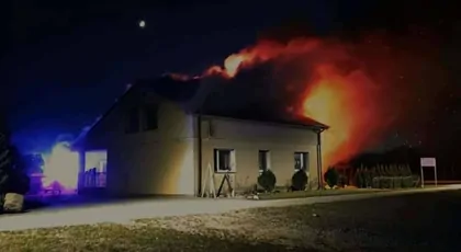 Pożar domu w Wigilię – Rychwał Grochowy