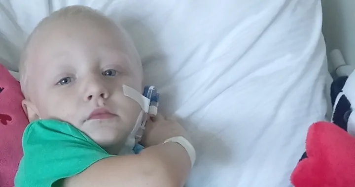 Zawalczmy razem o rączke Tomaszka