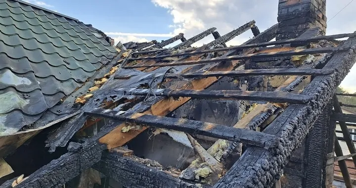 Pożar domu w Suchej Beskidzkiej