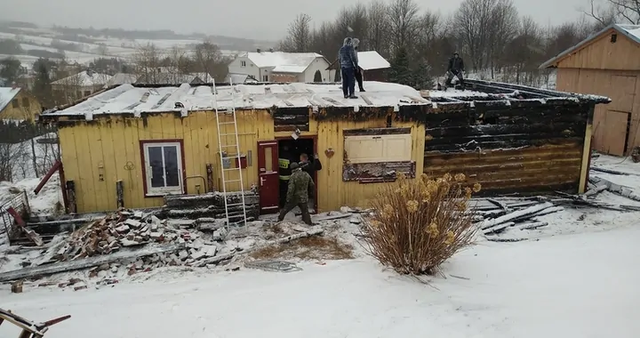 Pożar domu Równe. Uruchomiliśmy zbiórkę pieniędzy