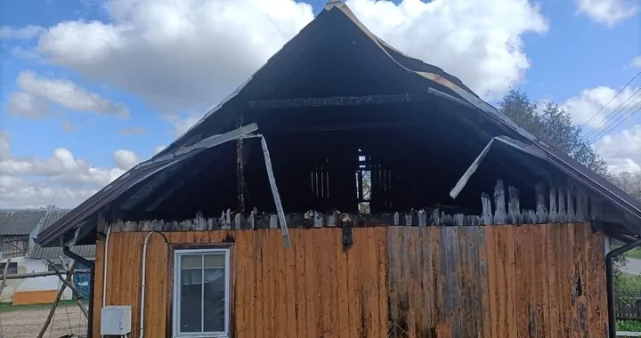 Pożar domu w miejscowości Rydzewo-Świątki