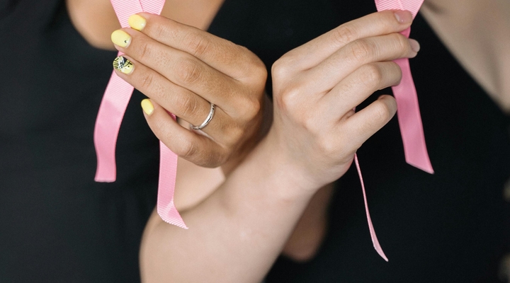 Test Oncotype DX Breast Recurrence Score®  dla pacjentek we wczesnej fazie raka piersi. Ile kosztuje?