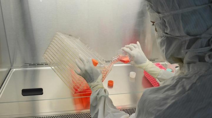 Najdroższe leki świata – na co pomagają i skąd wziąć na nie pieniądze?