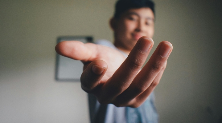 Nieuleczalny rak – jak z nim żyć i pokonać samotność?